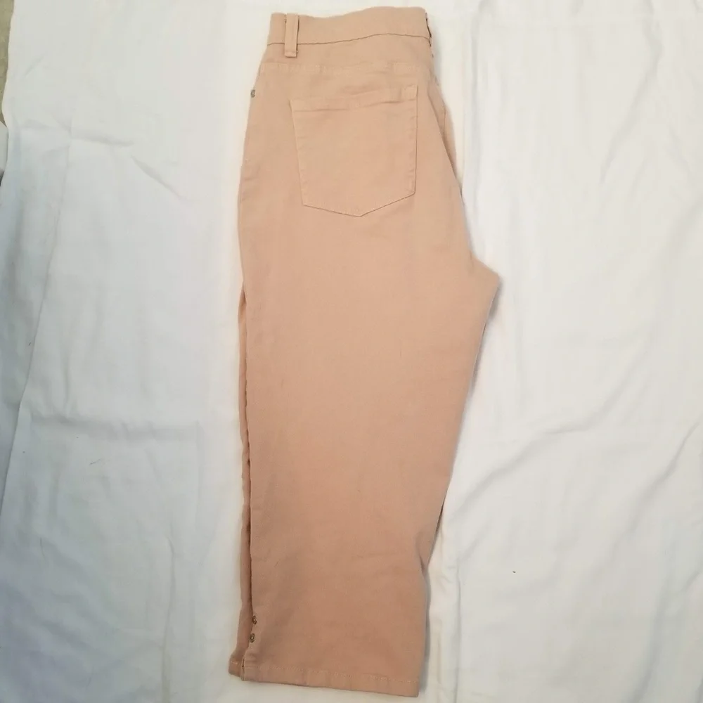 Gloria Vanderbilt Amanda Peach Capri's 14 - Picture 3 of 3
